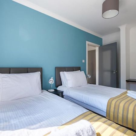 The Douglas - Spacious 2 Bed Apartment In Uddingston Luaran gambar