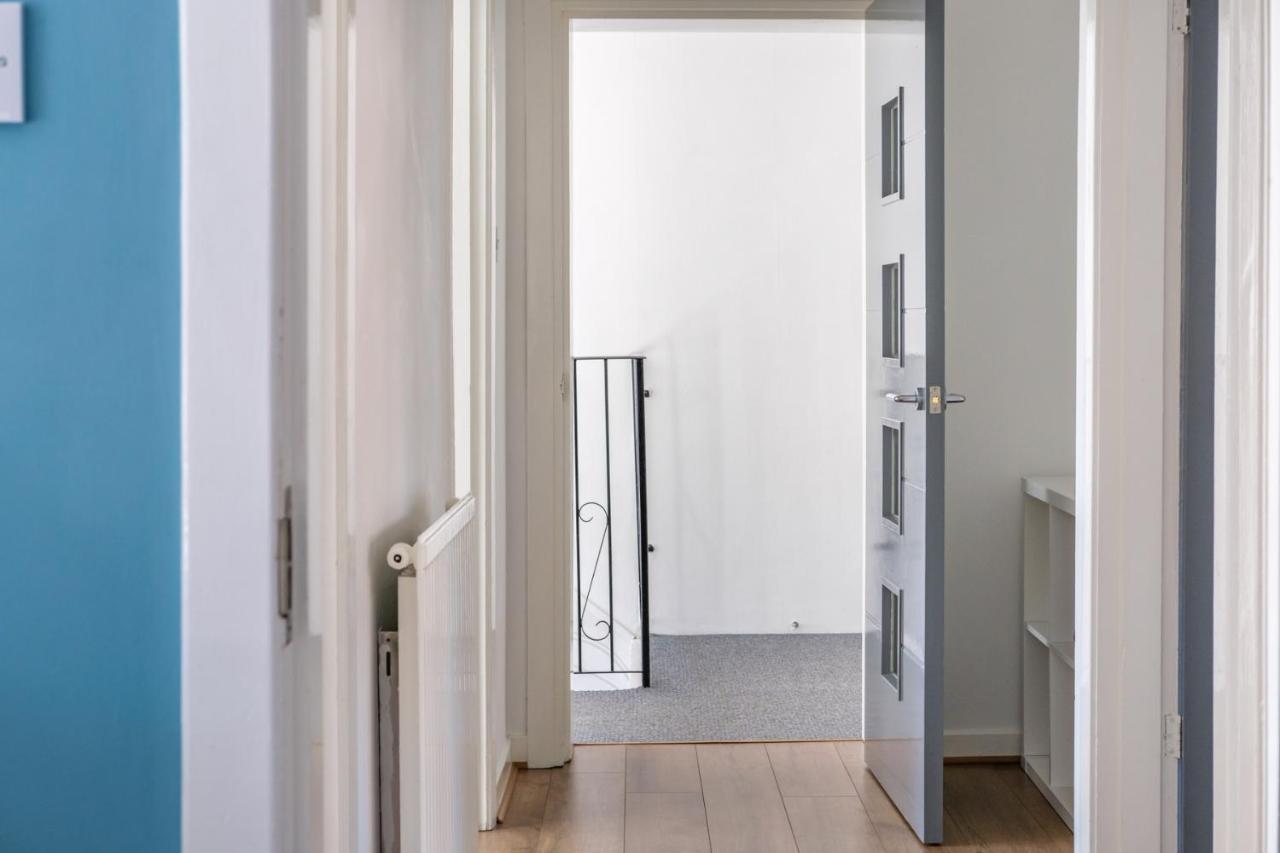 The Douglas - Spacious 2 Bed Apartment In Uddingston Luaran gambar