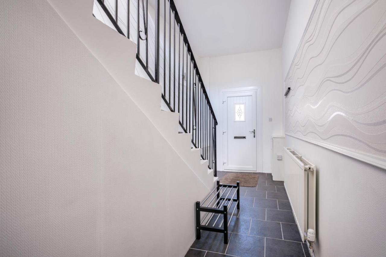 The Douglas - Spacious 2 Bed Apartment In Uddingston Luaran gambar